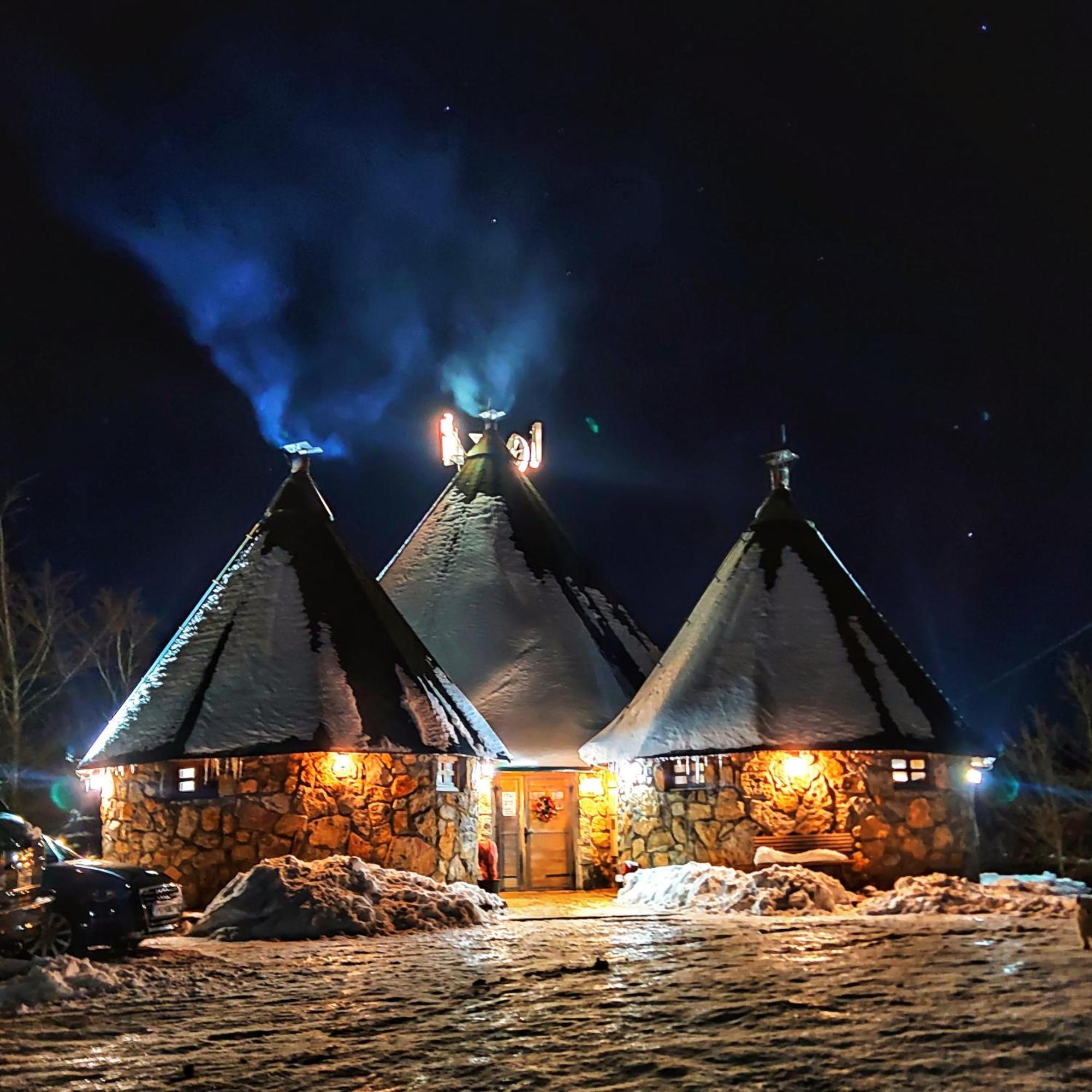 Kozak Apartments & Restaurant モイコヴァツ エクステリア 写真